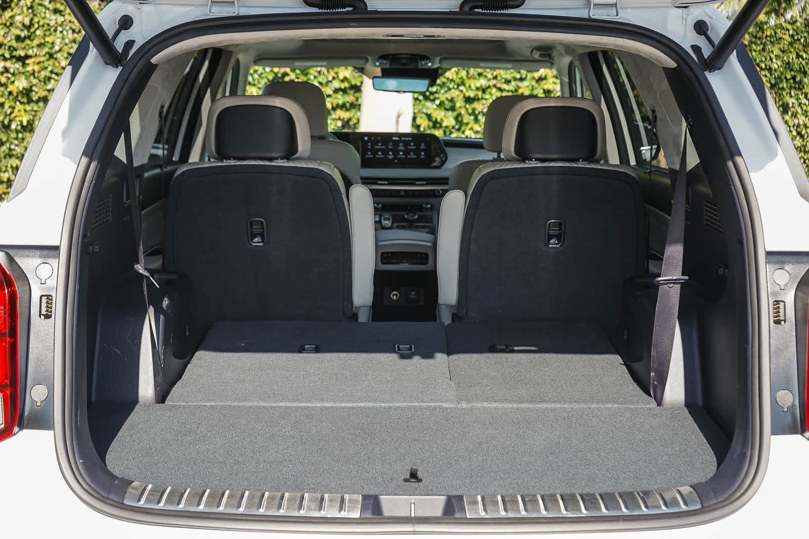 Used 2023 Hyundai Palisade Calligraphy w/ Cargo Package FWD image 28