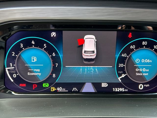 Certified 2025 Volkswagen Atlas Cross Sport SE image 16