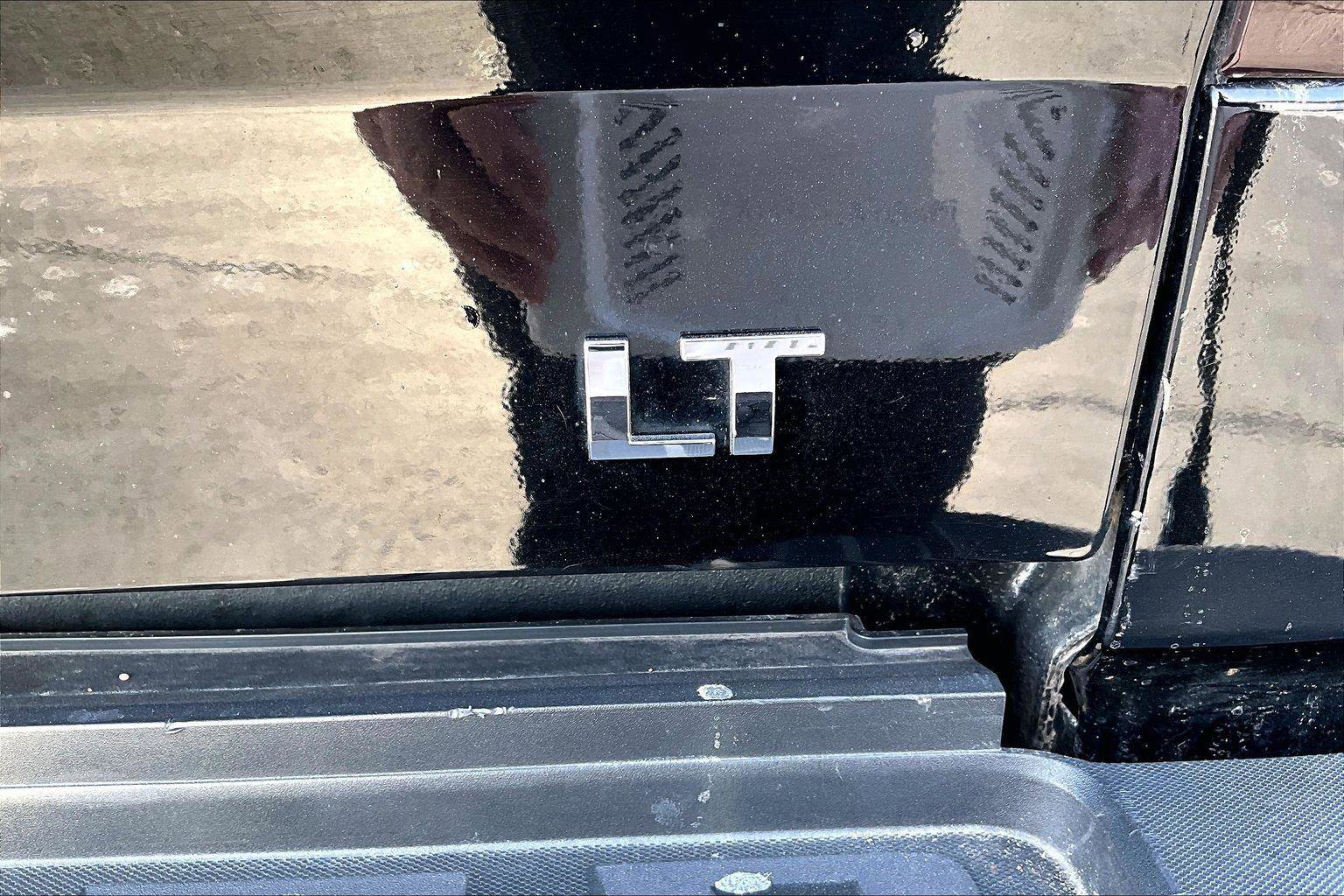 Used 2018 Chevrolet Silverado 2500 LT w/ Z71 Package, Off-Road image 10