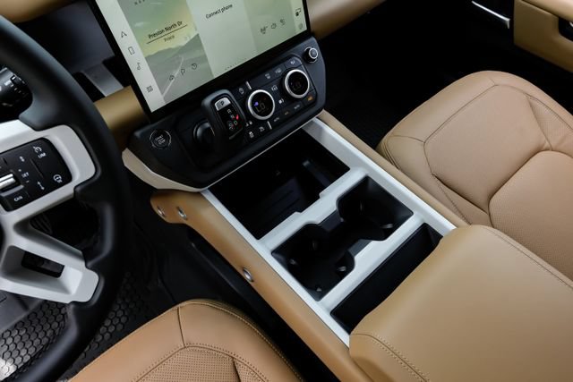 New 2026 Land Rover Defender 110 X-Dynamic SE AWD/4WD image 26