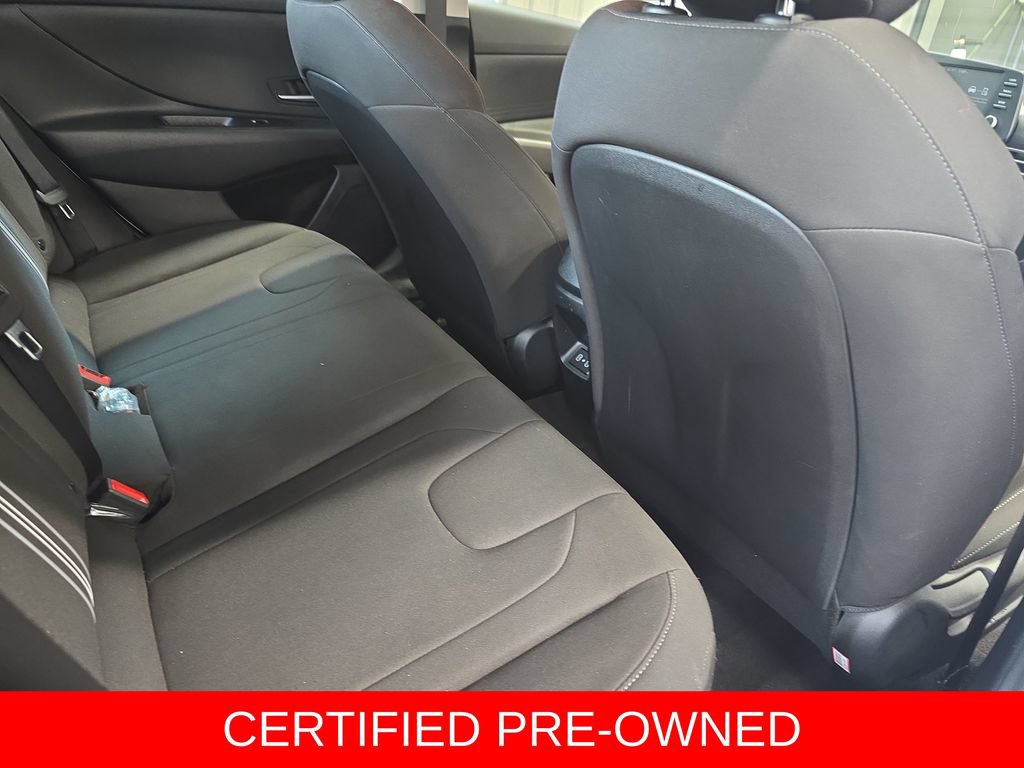 Certified 2025 Hyundai Elantra Hybrid FWD image 12