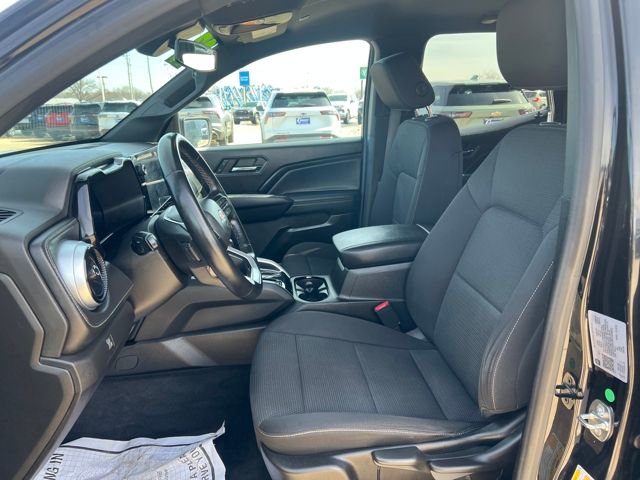 Used 2023 Chevrolet Colorado LT AWD/4WD image 12