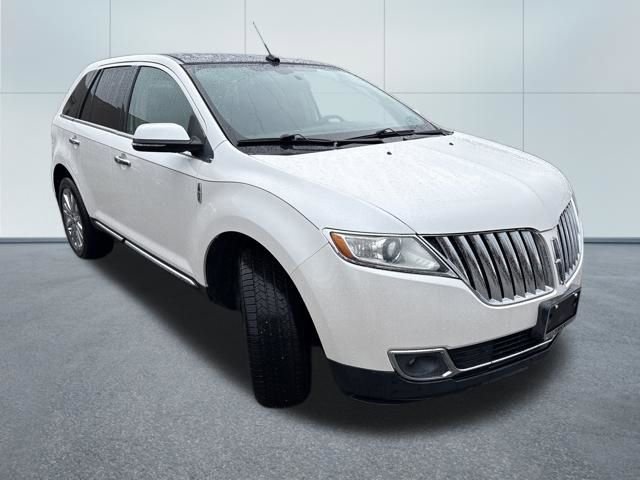 Used 2014 Lincoln MKX AWD w/ Equipment Group 101A image 5