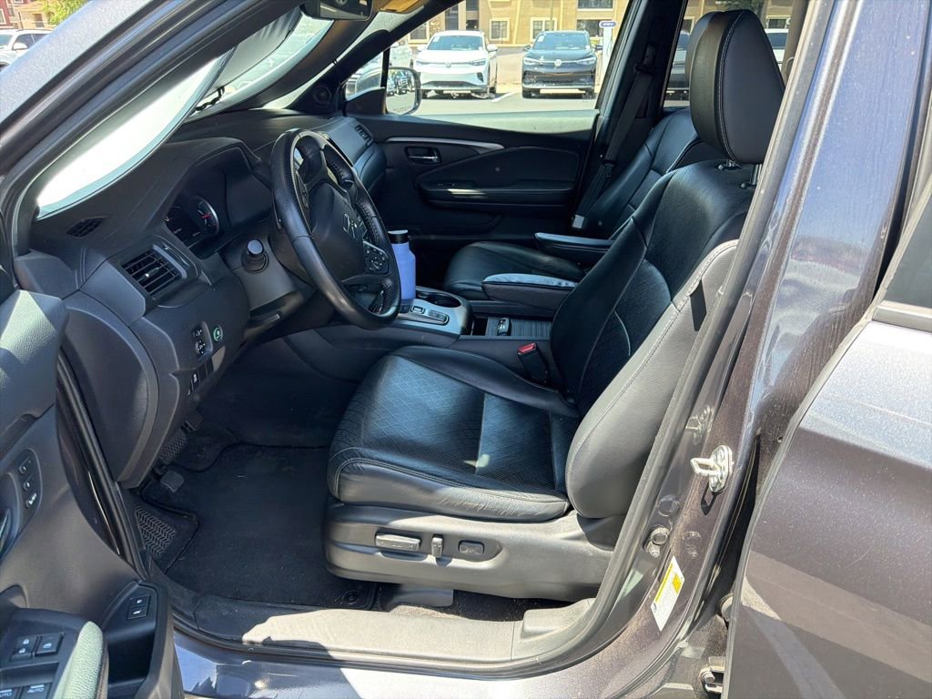 Used 2019 Honda Passport EX-L image 2