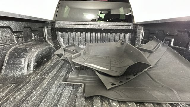 Used 2021 Chevrolet Silverado 1500 Custom AWD/4WD image 27