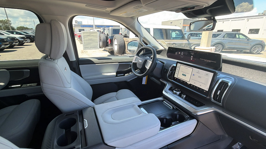 New 2027 Ford Expedition Max Platinum w/ Driver's Package AWD/4WD image 29