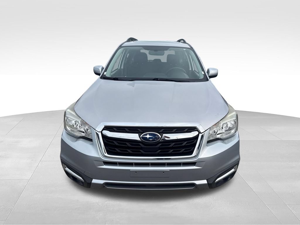 Used 2017 Subaru Forester 2.5i Premium w/ Popular Package #2A AWD/4WD image 8