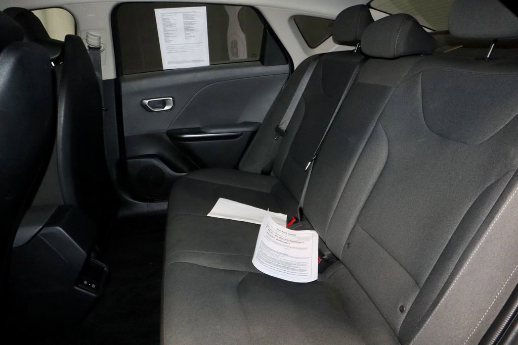 Used 2025 Kia K4 FWD image 21