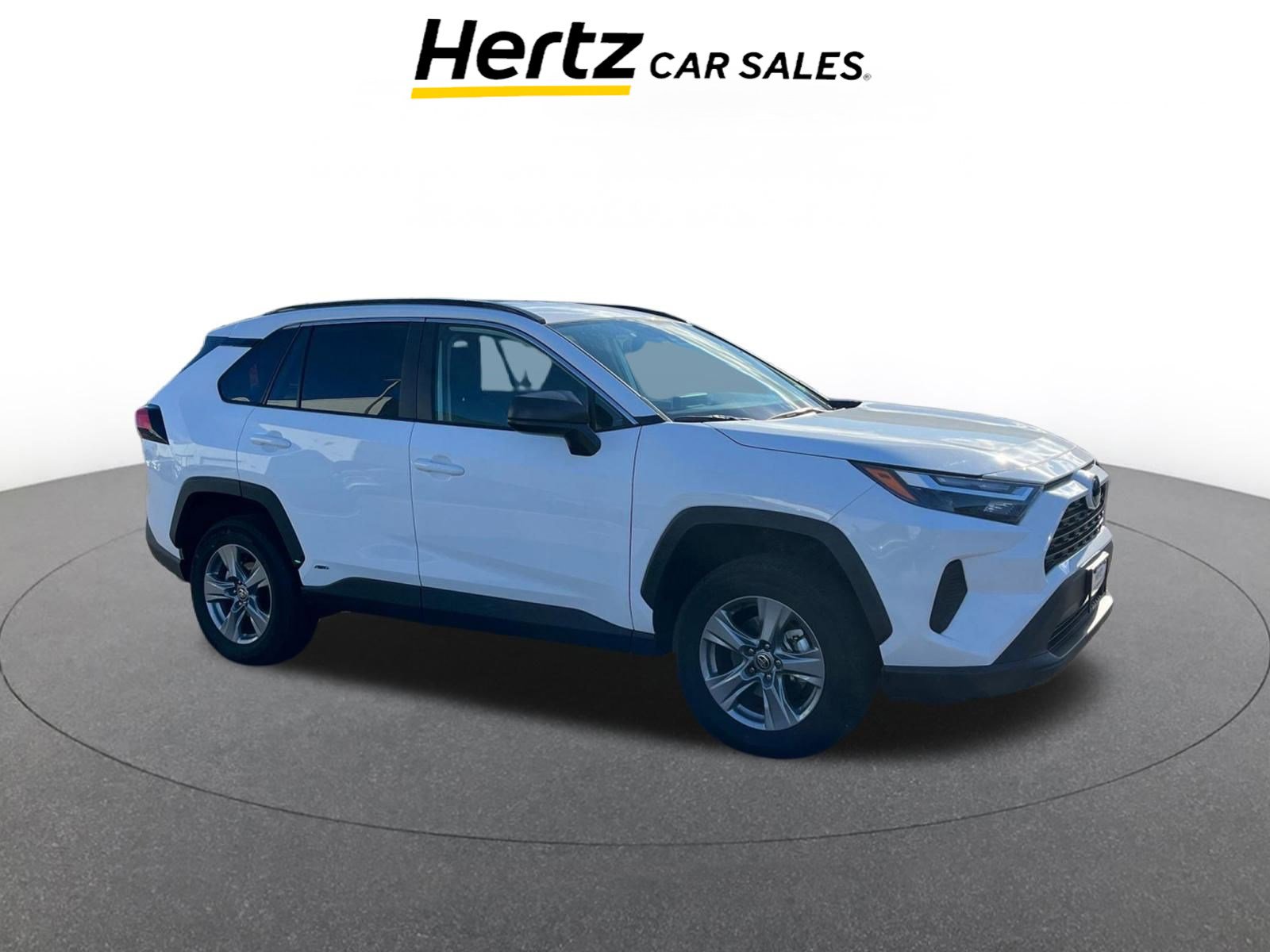 Used 2025 Toyota RAV4 LE video 1