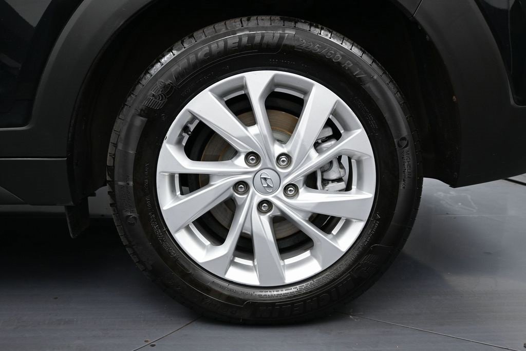 Used 2019 Hyundai Tucson Value w/ Cargo Package image 12