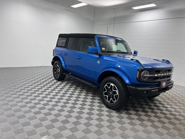 Used 2024 Ford Bronco Outer Banks image 1