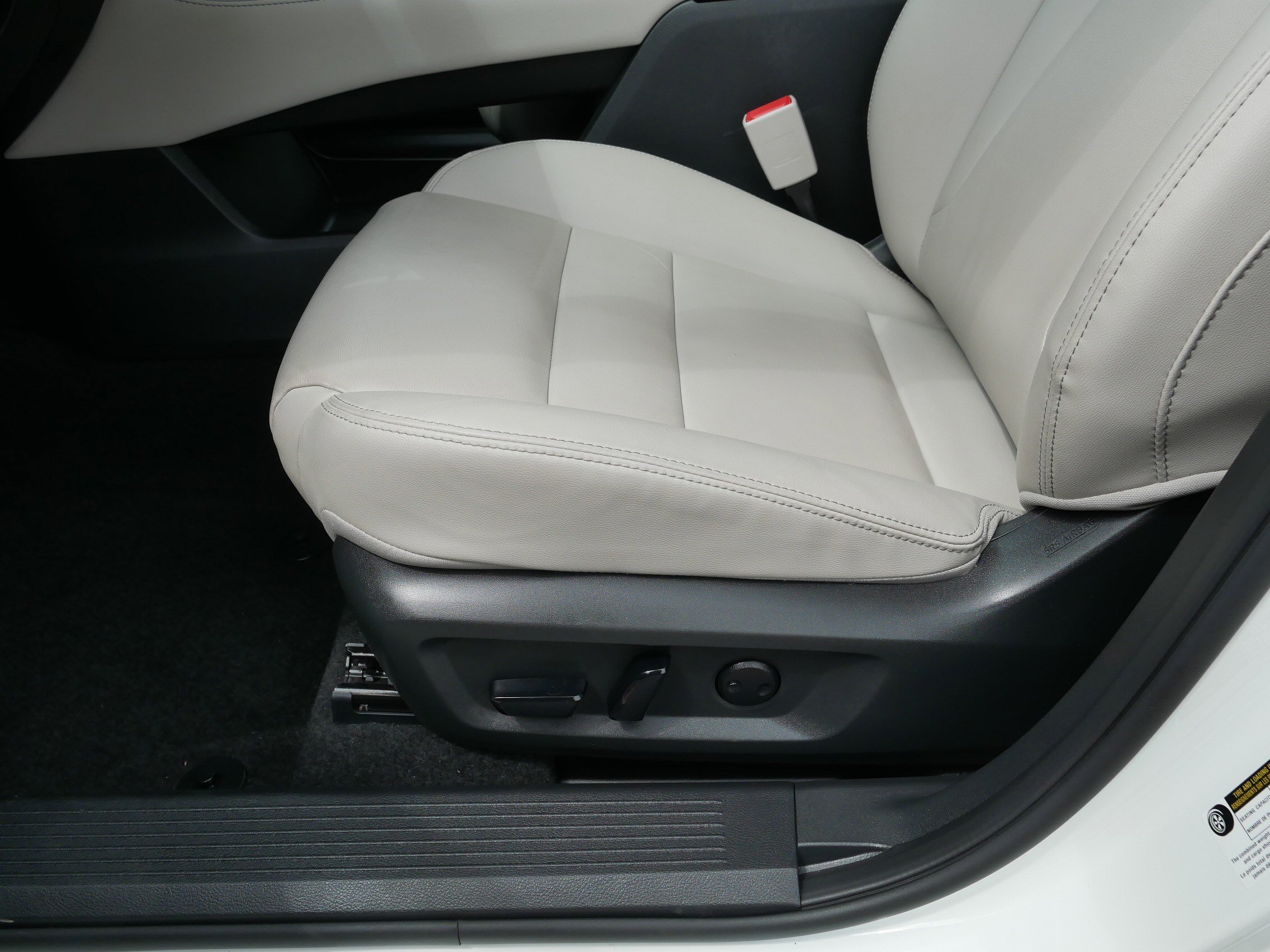 Certified 2023 Nissan Rogue SL w/ SL Premium Package AWD/4WD image 20