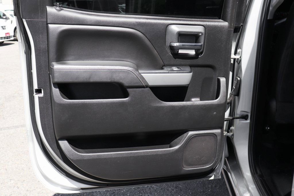 Used 2019 Chevrolet Silverado 2500 LTZ w/ Duramax Plus Package image 33