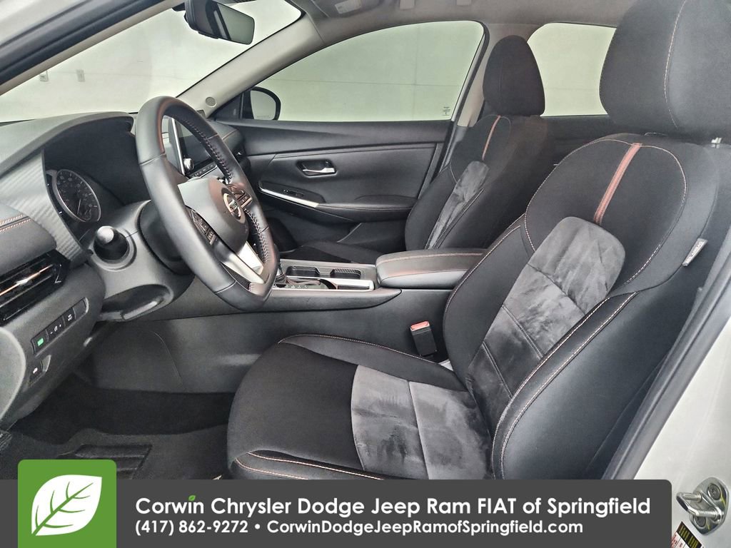 Used 2023 Nissan Sentra SR w/ Electronics Package image 19