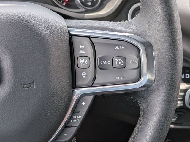 Used 2025 RAM 1500 Laramie AWD/4WD image 27