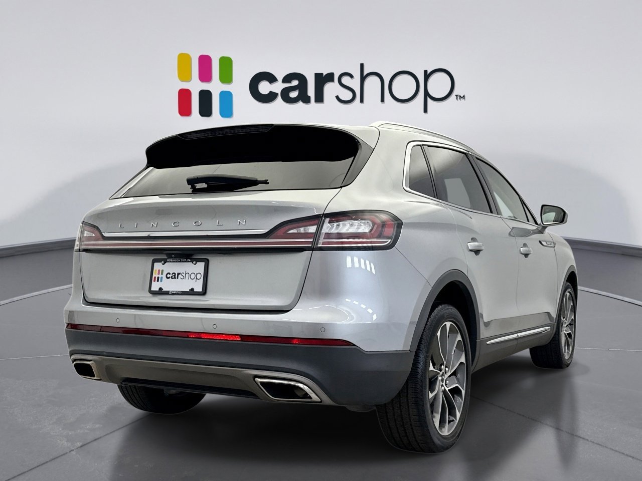 Used 2021 Lincoln Nautilus Reserve image 5