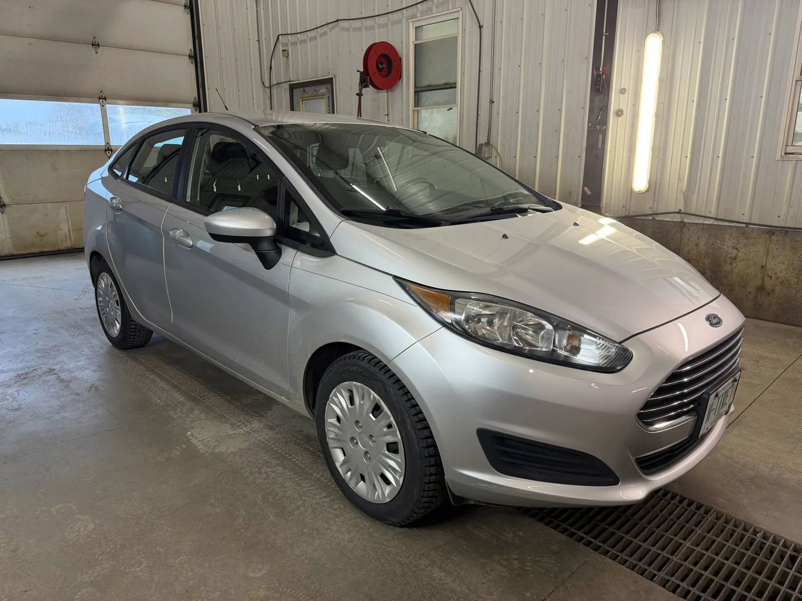 Used 2016 Ford Fiesta S FWD image 8