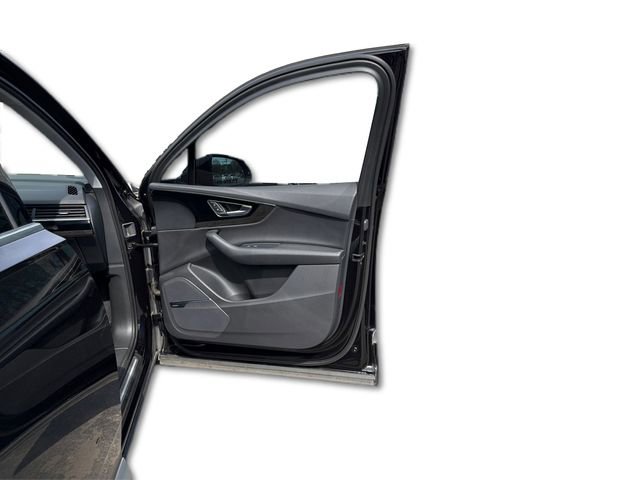 Used 2019 Audi Q7 3.0T Premium Plus w/ Premium Plus Package AWD/4WD image 24