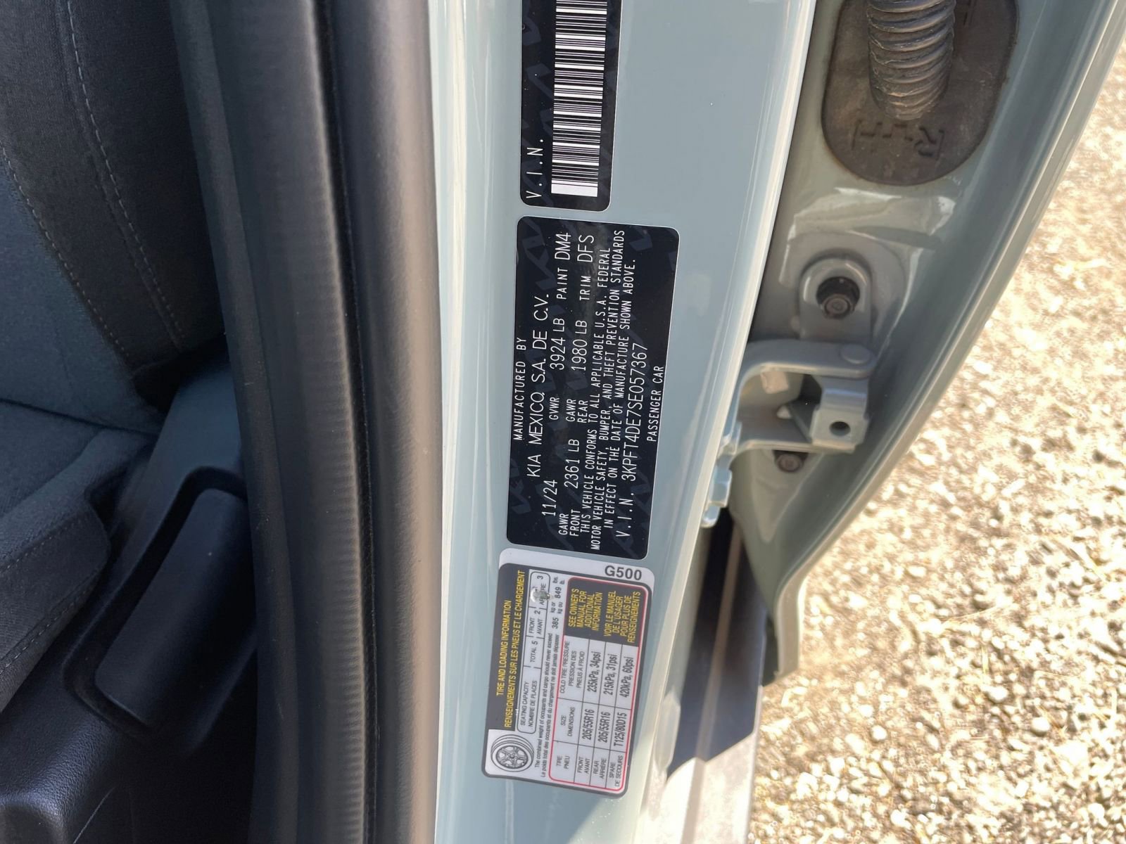 Used 2025 Kia K4 LXS image 29