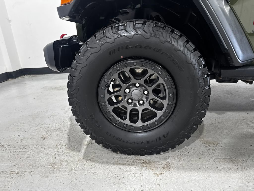 Used 2021 Jeep Wrangler Unlimited Rubicon w/ Xtreme Recon 35" Tire Package AWD/4WD image 8