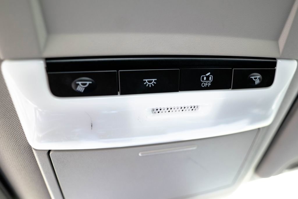 Used 2024 Nissan Altima 2.5 SV FWD image 27