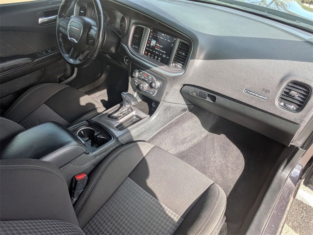 Used 2022 Dodge Charger R/T w/ Blacktop Package image 27