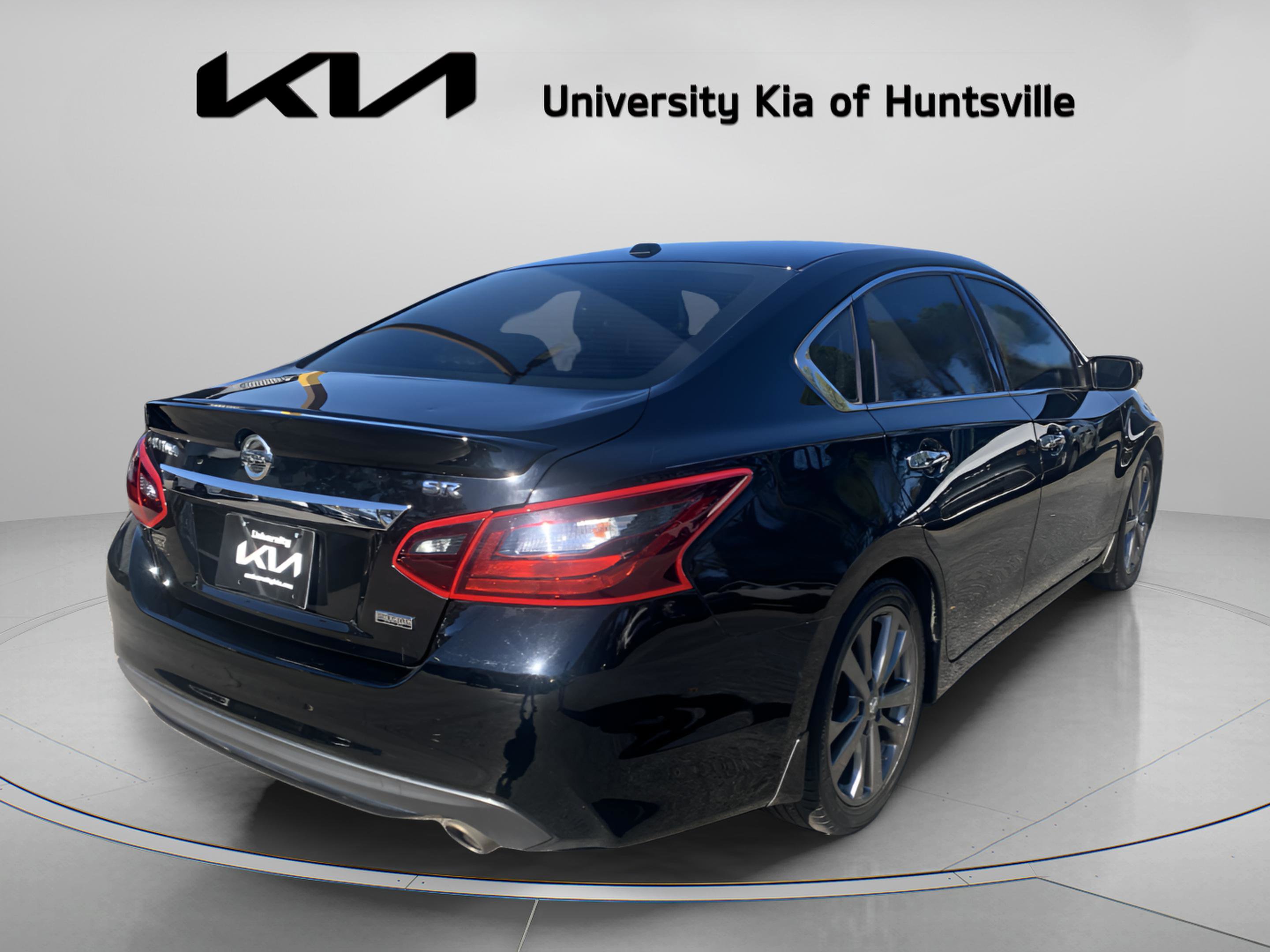 Used 2018 Nissan Altima 2.5 SR w/ SR Special Edition image 8