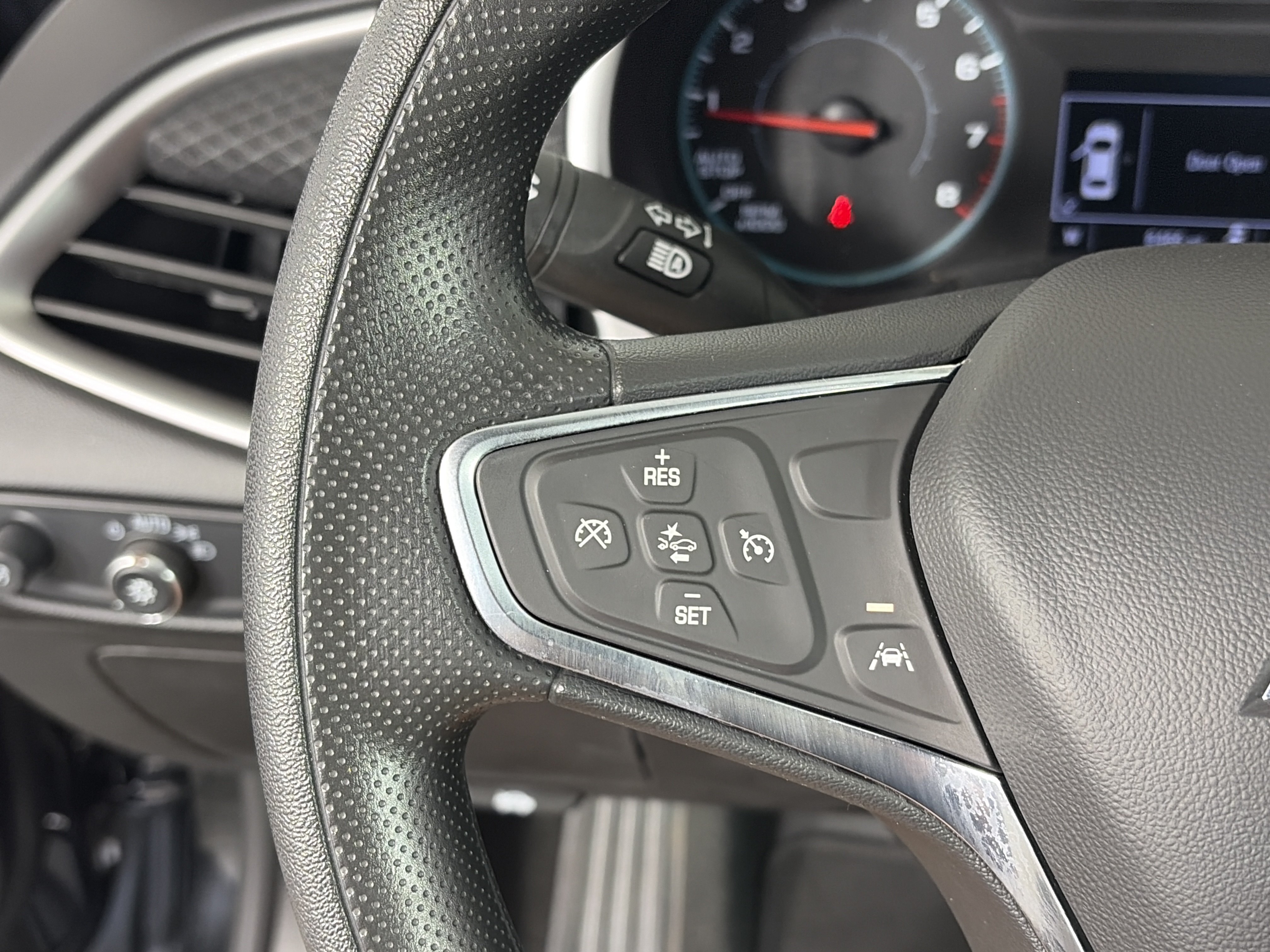 Used 2024 Chevrolet Malibu LT FWD image 27