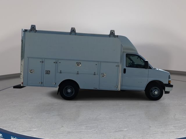 Used 2020 Chevrolet Express 3500 w/ Power Convenience Package RWD image 7