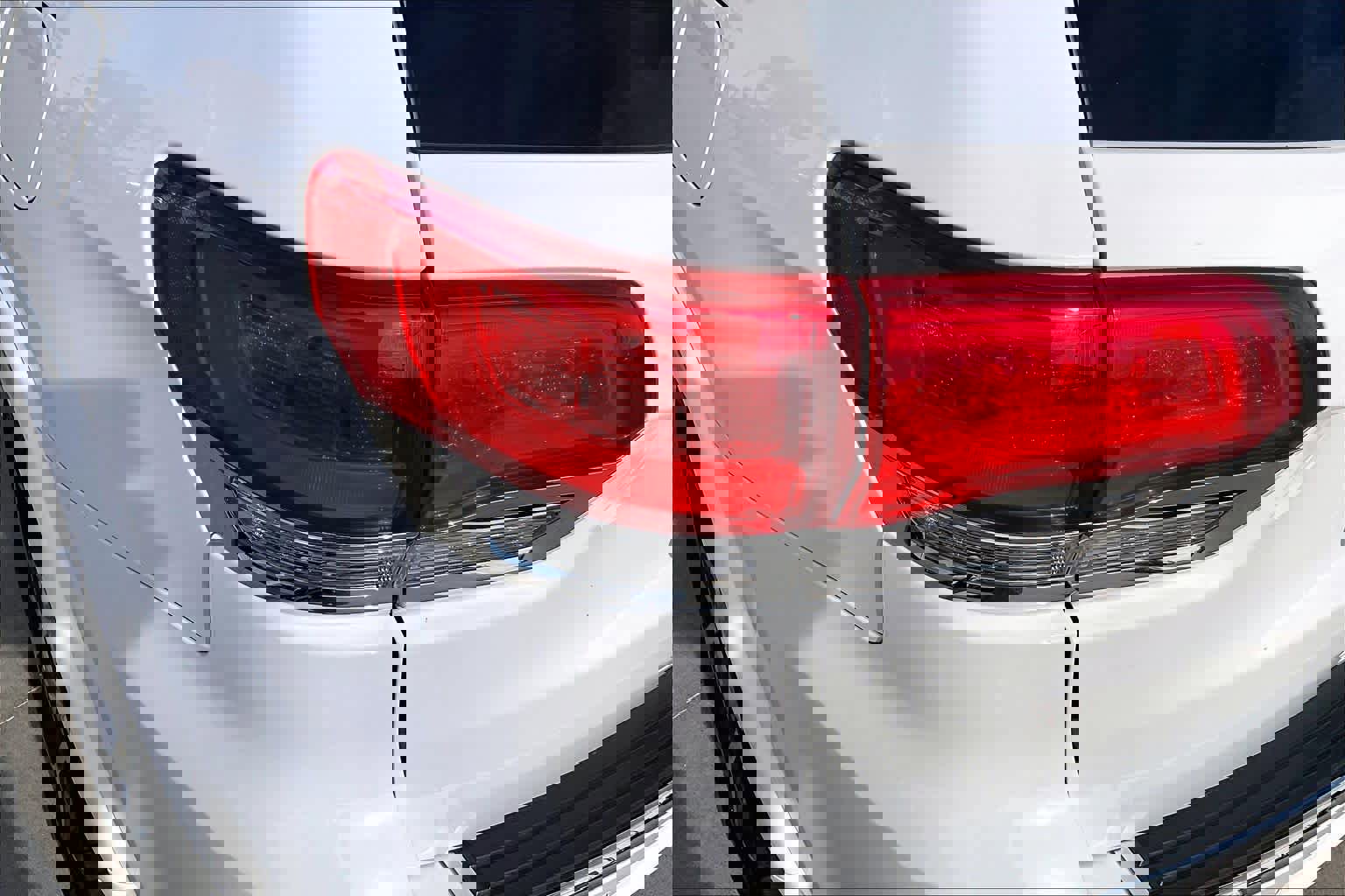 Used 2019 Jeep Grand Cherokee Overland image 28