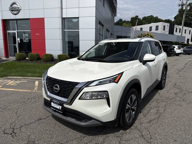 Certified 2023 Nissan Rogue SV w/ SV Premium B Package AWD/4WD image 4