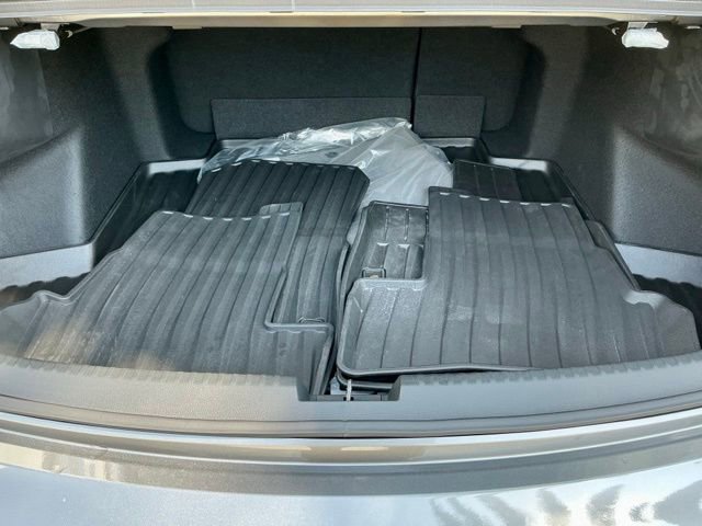 Certified 2025 Acura TLX w/ Technology Package image 11