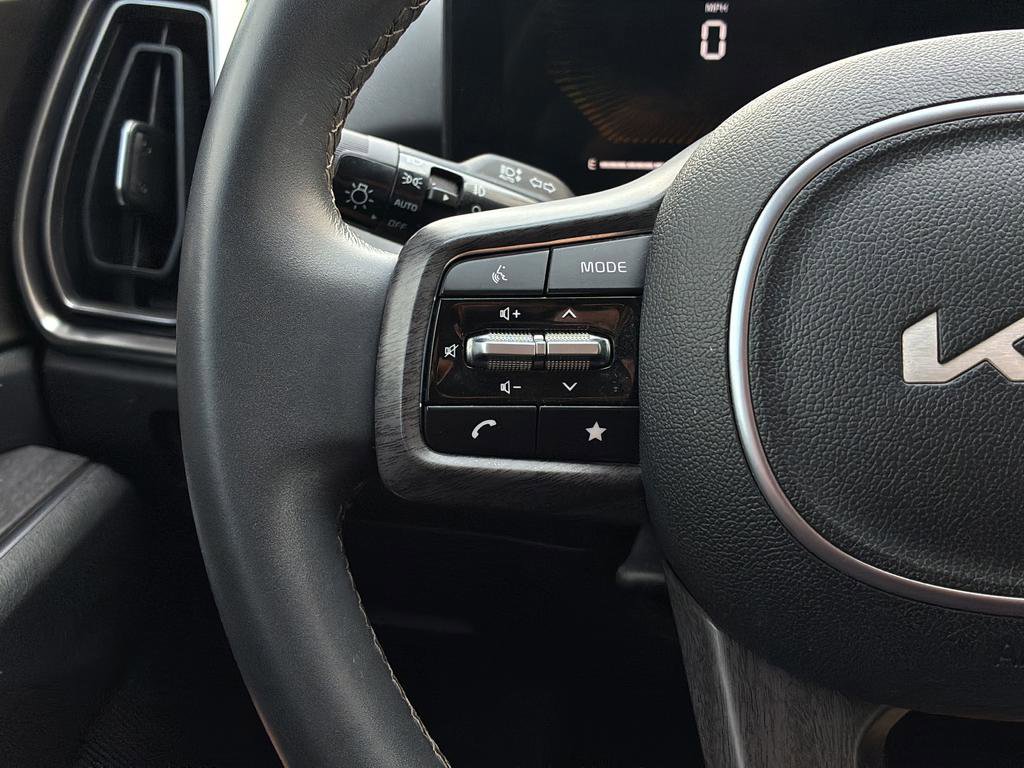 Used 2024 Kia Sorento X-Line EX image 27