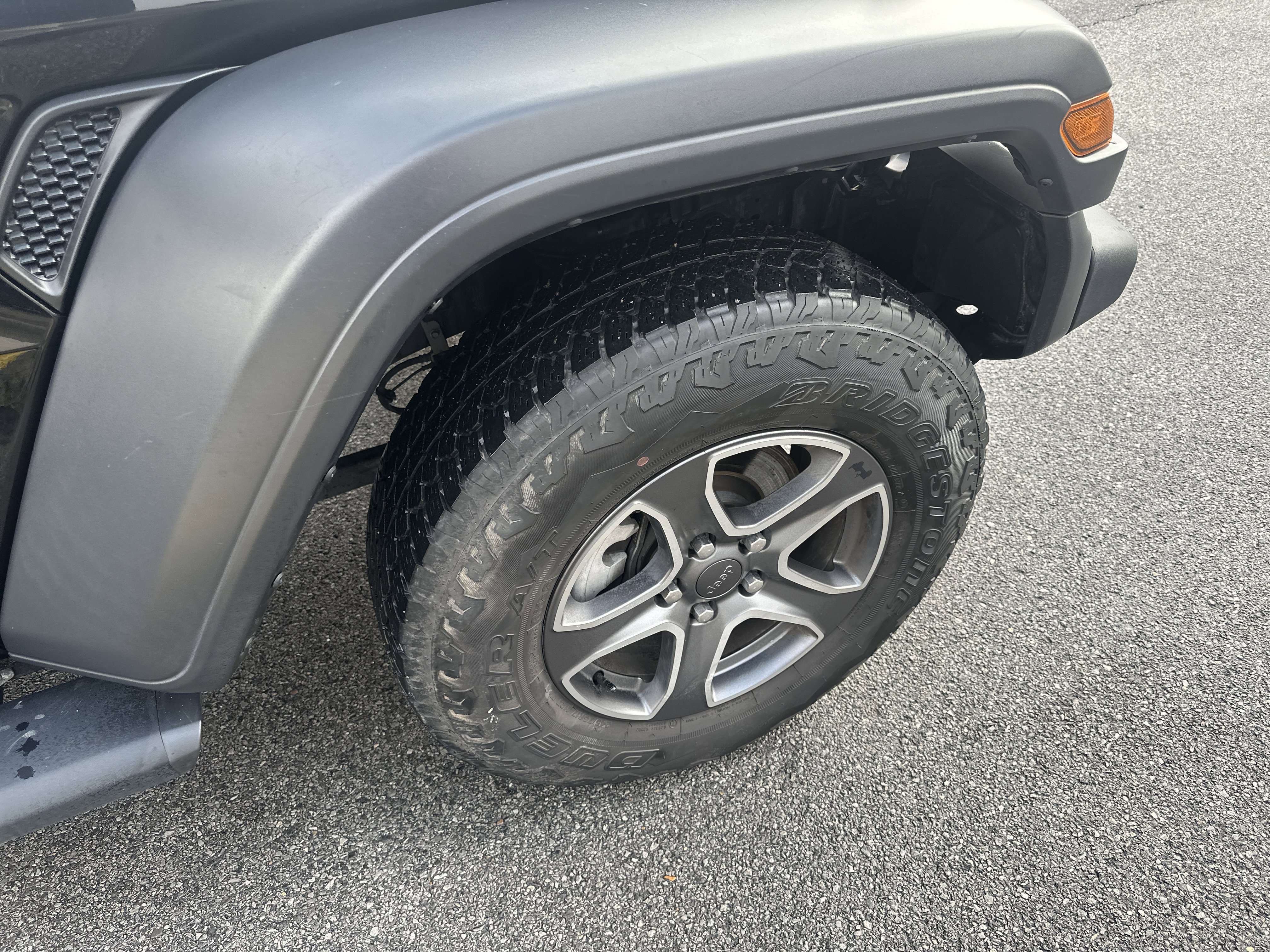 Used 2020 Jeep Wrangler Unlimited Sport image 33