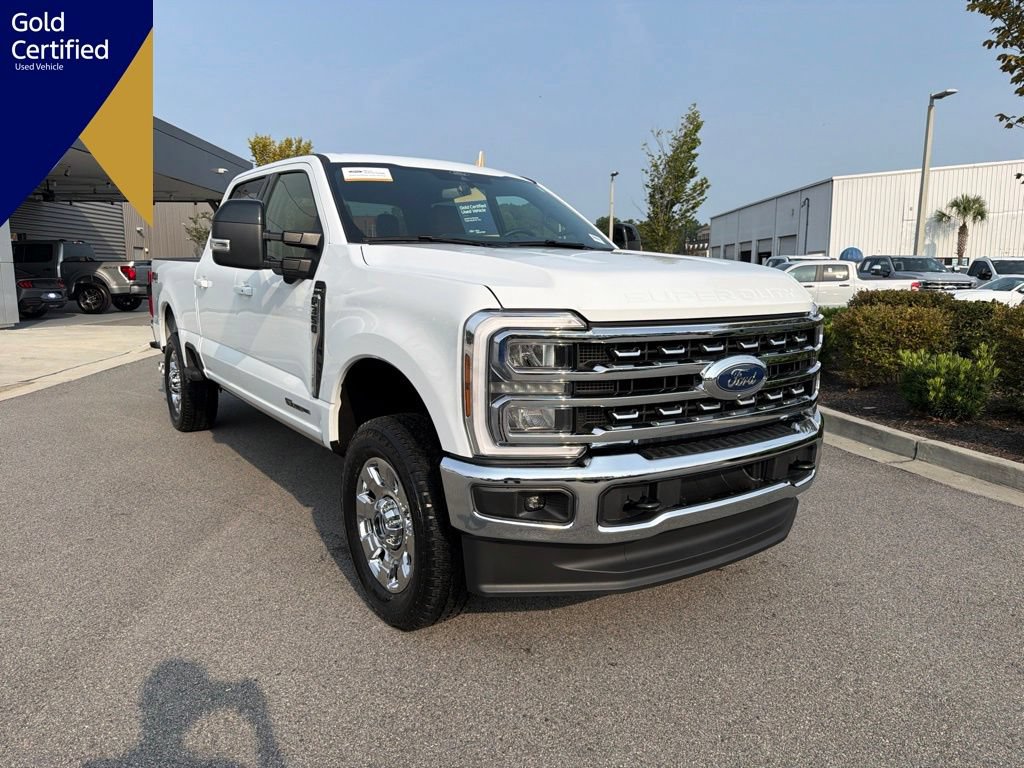 Certified 2026 Ford F350 Lariat w/ FX4 Off-Road Package AWD/4WD 360° Tour