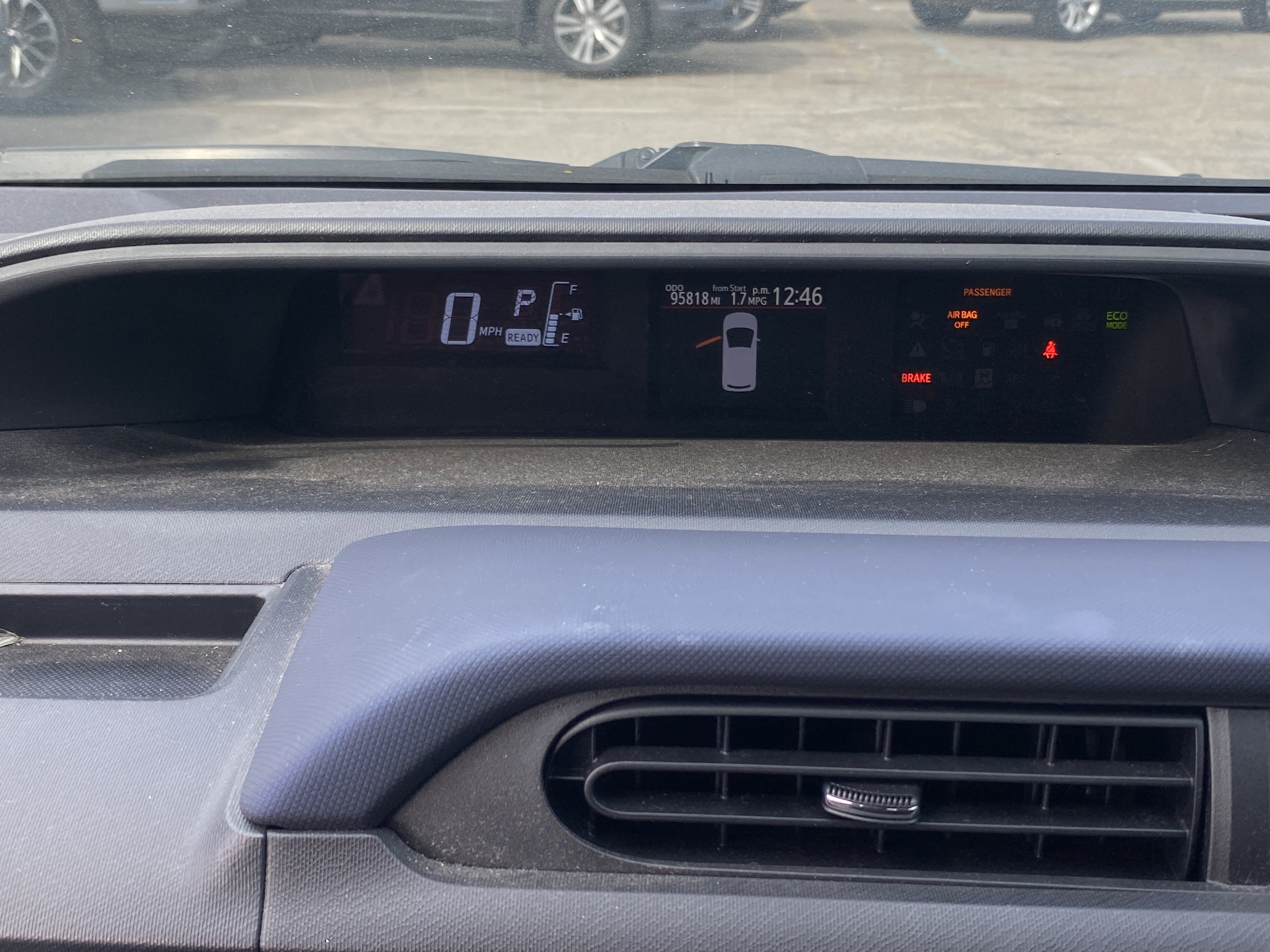 Used 2015 Toyota Prius C Two image 11