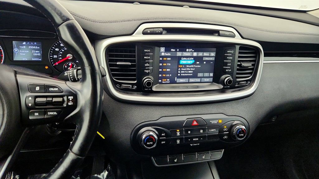 Used 2017 Kia Sorento FWD w/ LX Convenience Package image 17