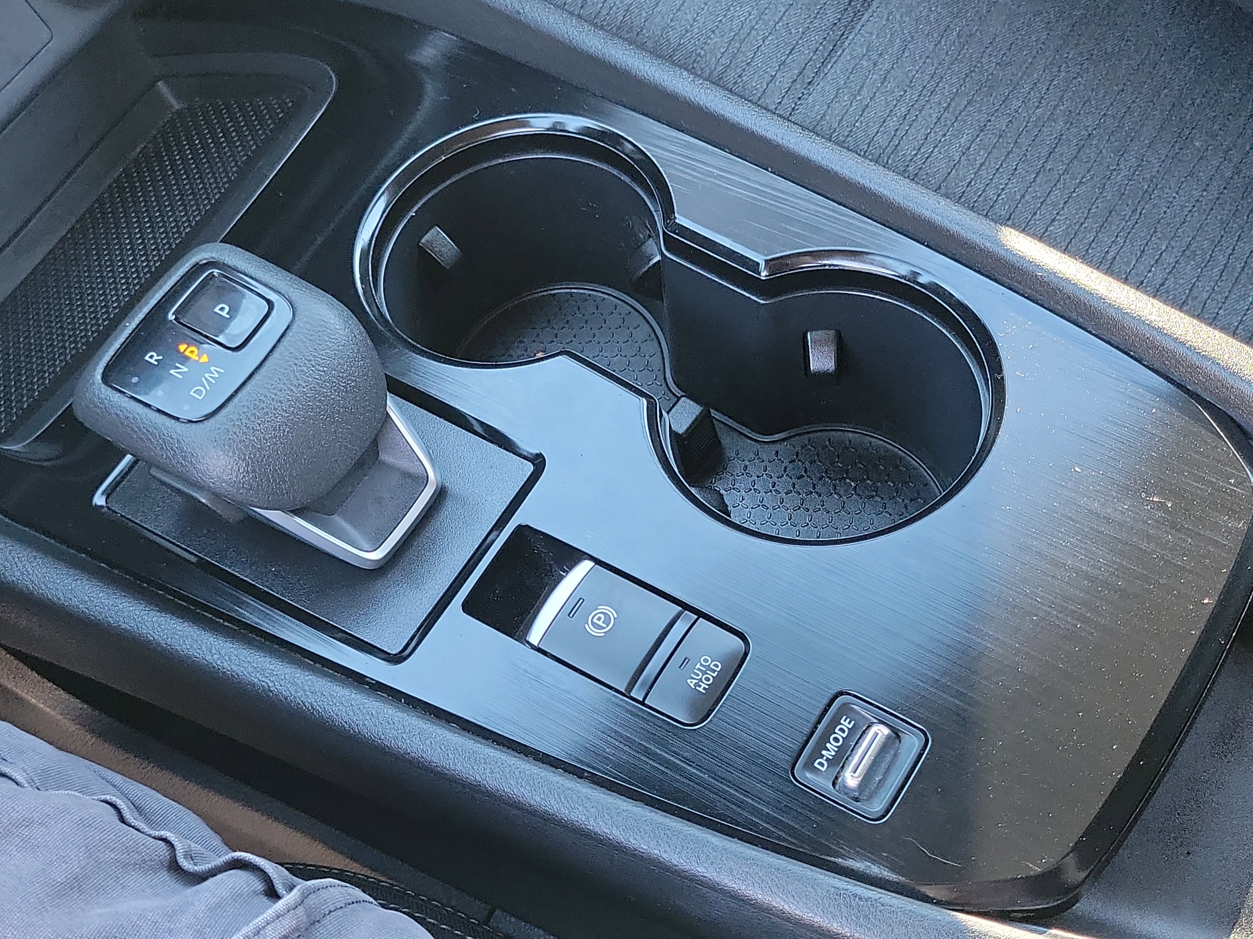 Used 2023 Nissan Rogue SV image 13