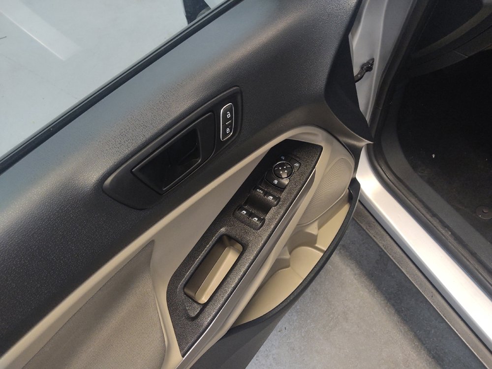 Used 2022 Ford EcoSport S image 27