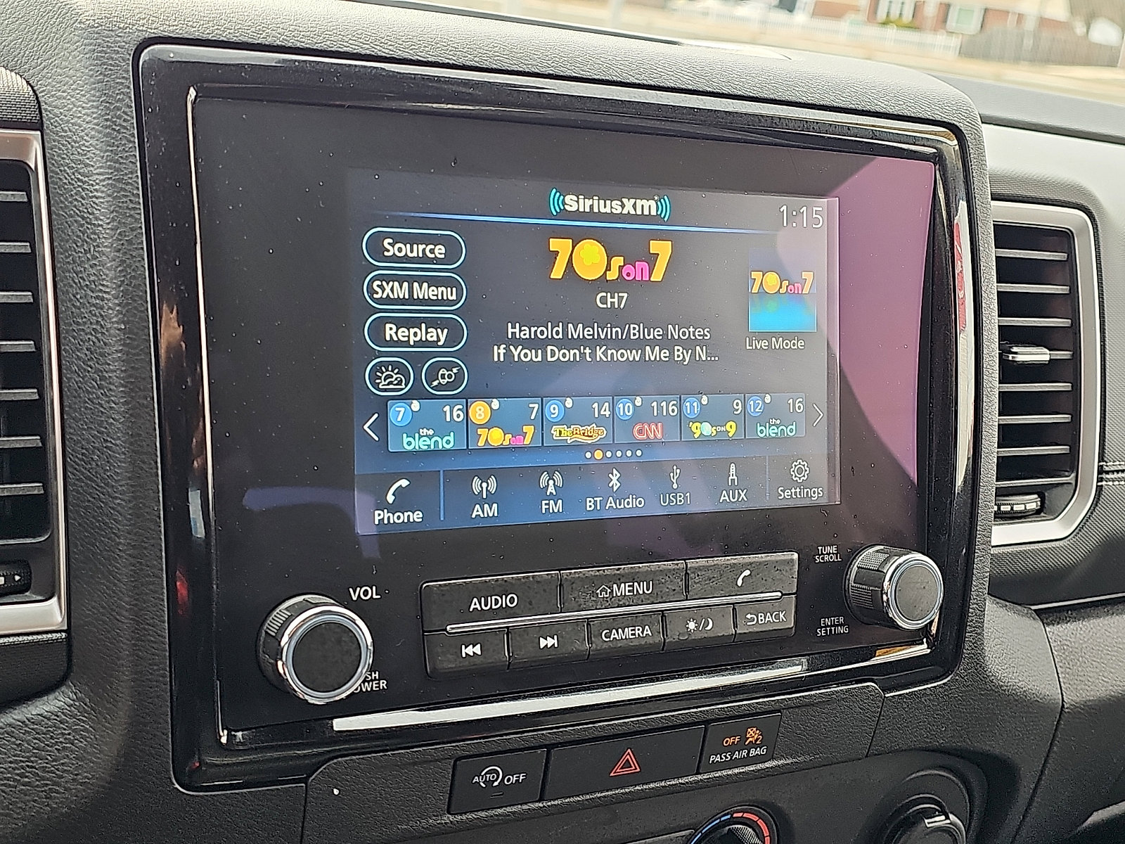 Certified 2024 Nissan Frontier SV image 17