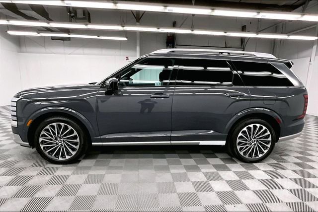 Used 2026 Hyundai Palisade Calligraphy image 15