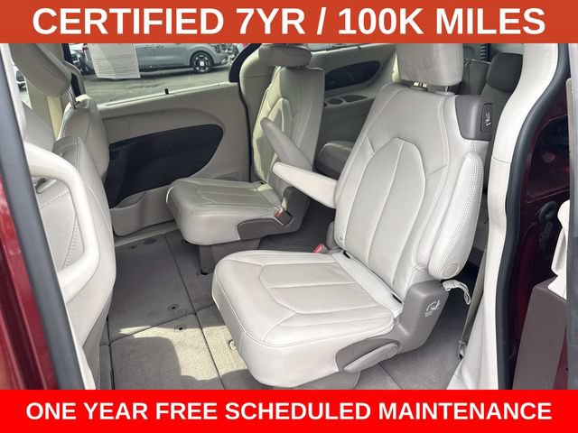 Used 2021 Chrysler Pacifica Touring-L w/ Premium & Safety Sphere Group AWD/4WD image 17