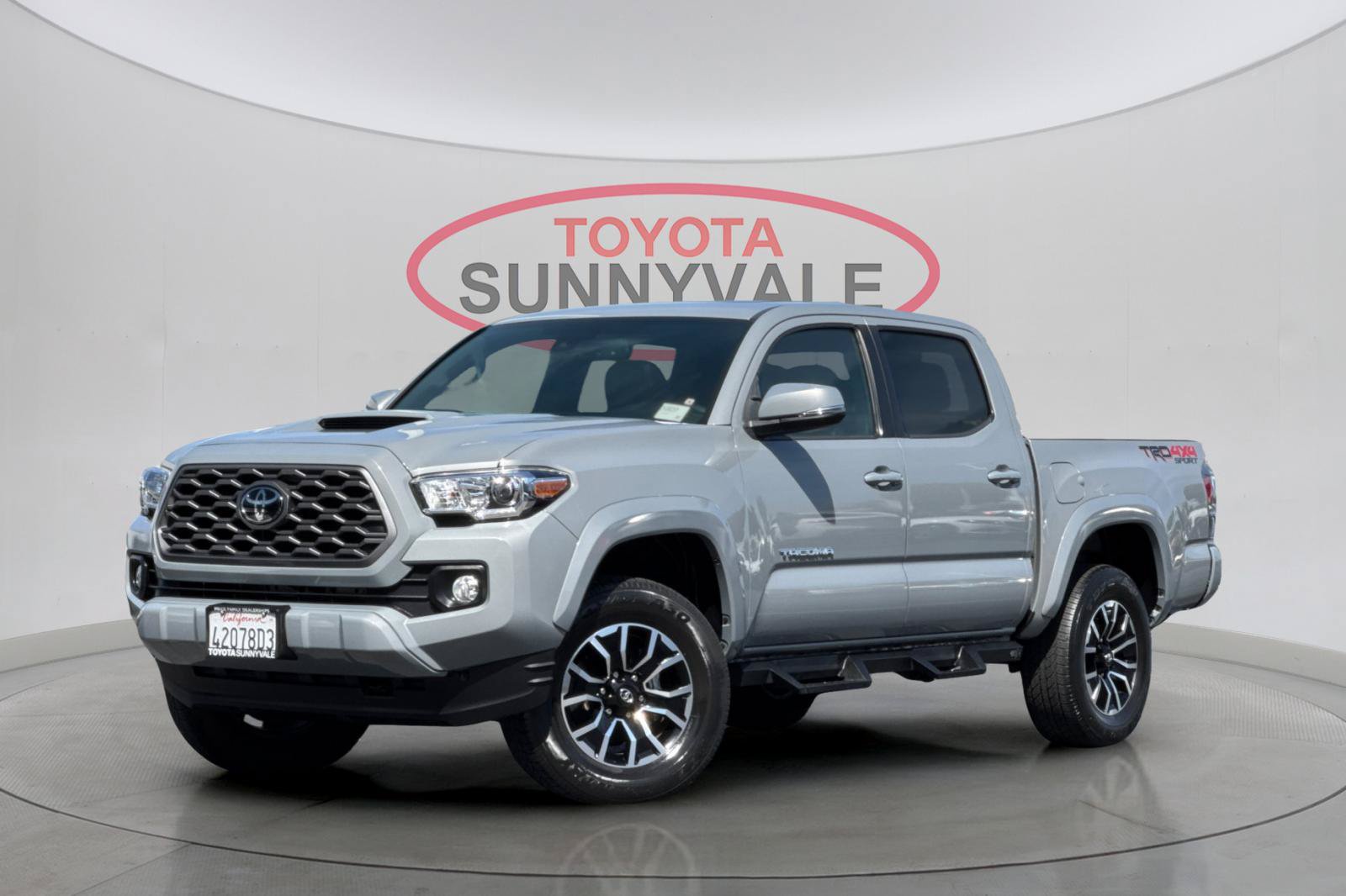 Certified 2021 Toyota Tacoma TRD Sport w/ TRD Premium Sport Package AWD/4WD image 2