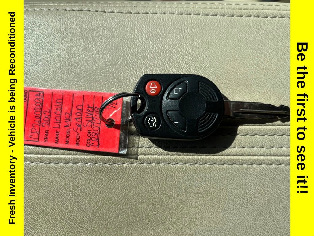 Used 2012 Lincoln MKZ AWD image 26