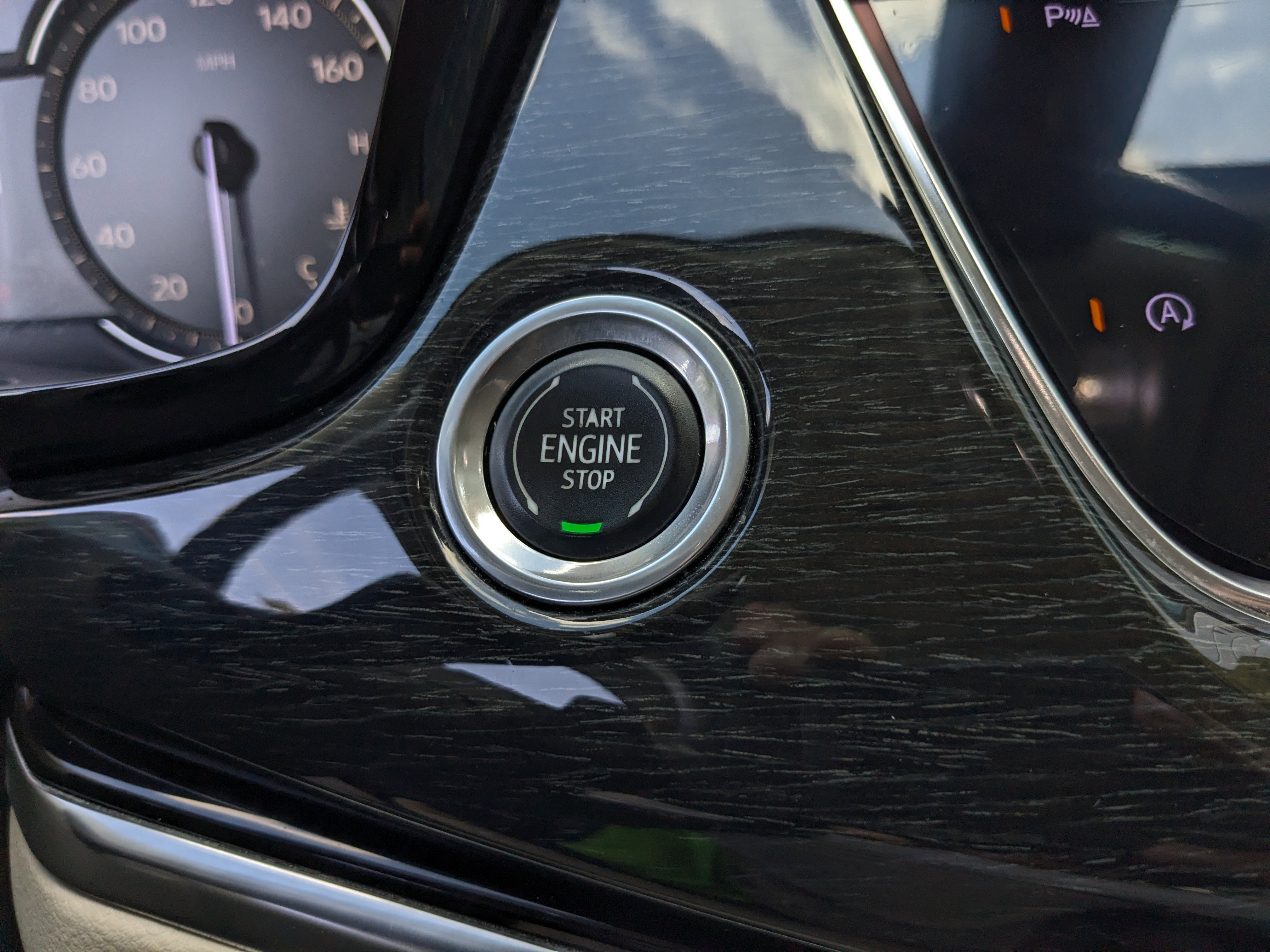 Used 2020 Cadillac XT6 Premium Luxury image 33