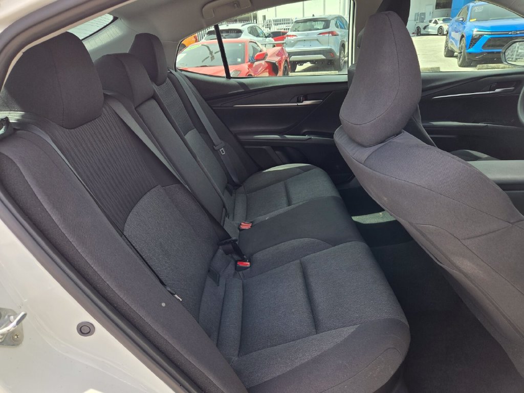 Used 2025 Toyota Camry LE FWD image 16