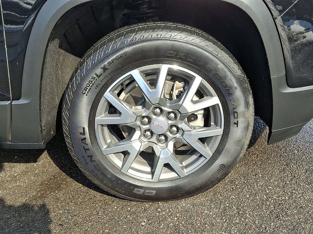 Certified 2023 GMC Acadia SLE w/ Driver Convenience Package image 8