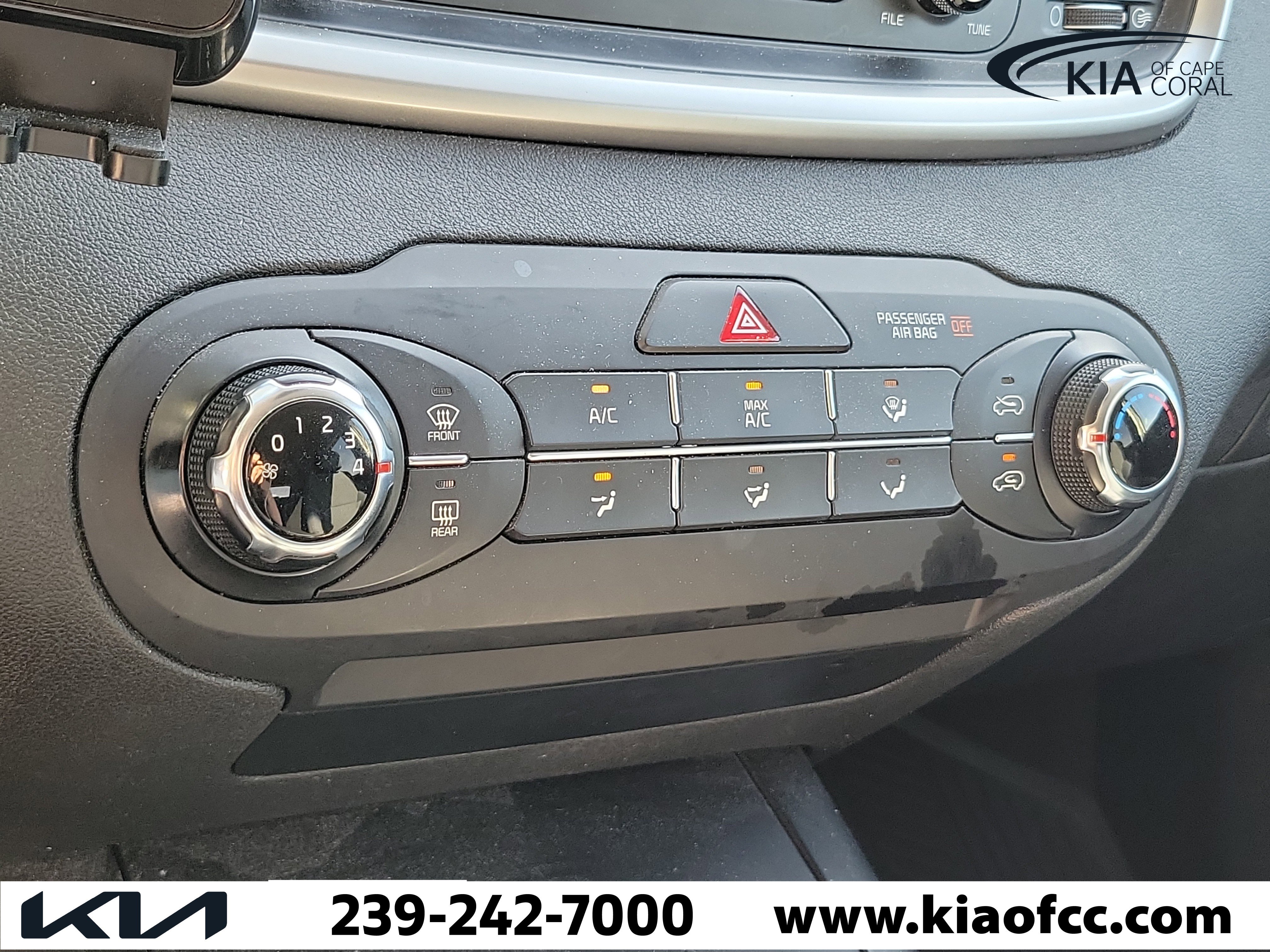 Used 2018 Kia Sorento L FWD image 29