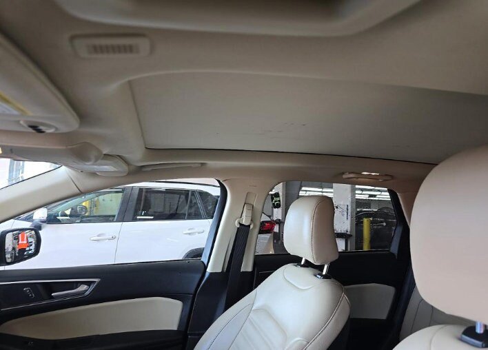 Used 2022 Ford Edge SEL w/ Convenience Package AWD/4WD image 9