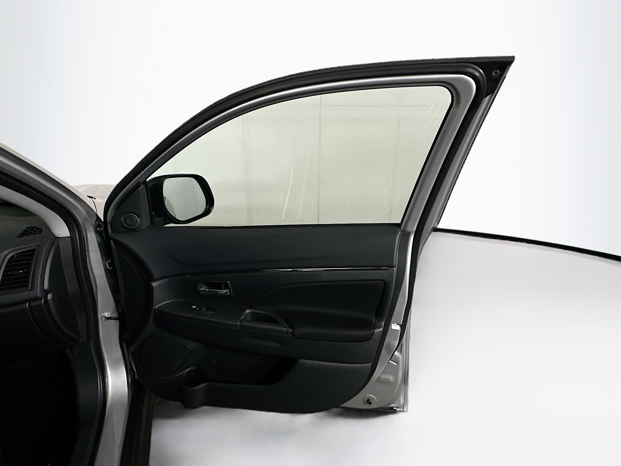 Used 2025 Mitsubishi Outlander Sport ES image 29